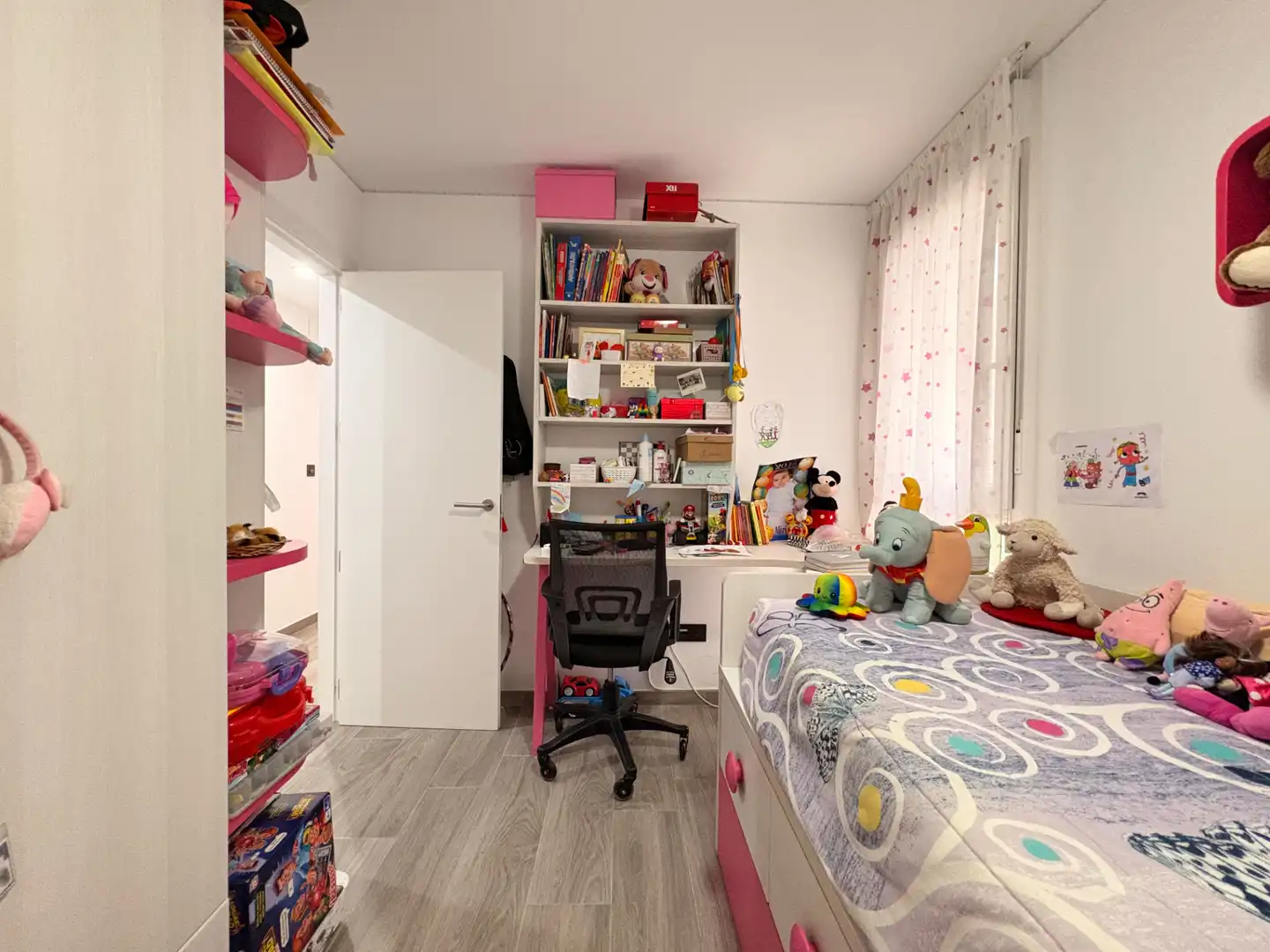 Bedroom of Attic for sale in Zaragoza  with Air Conditioner, Heating and Terrace