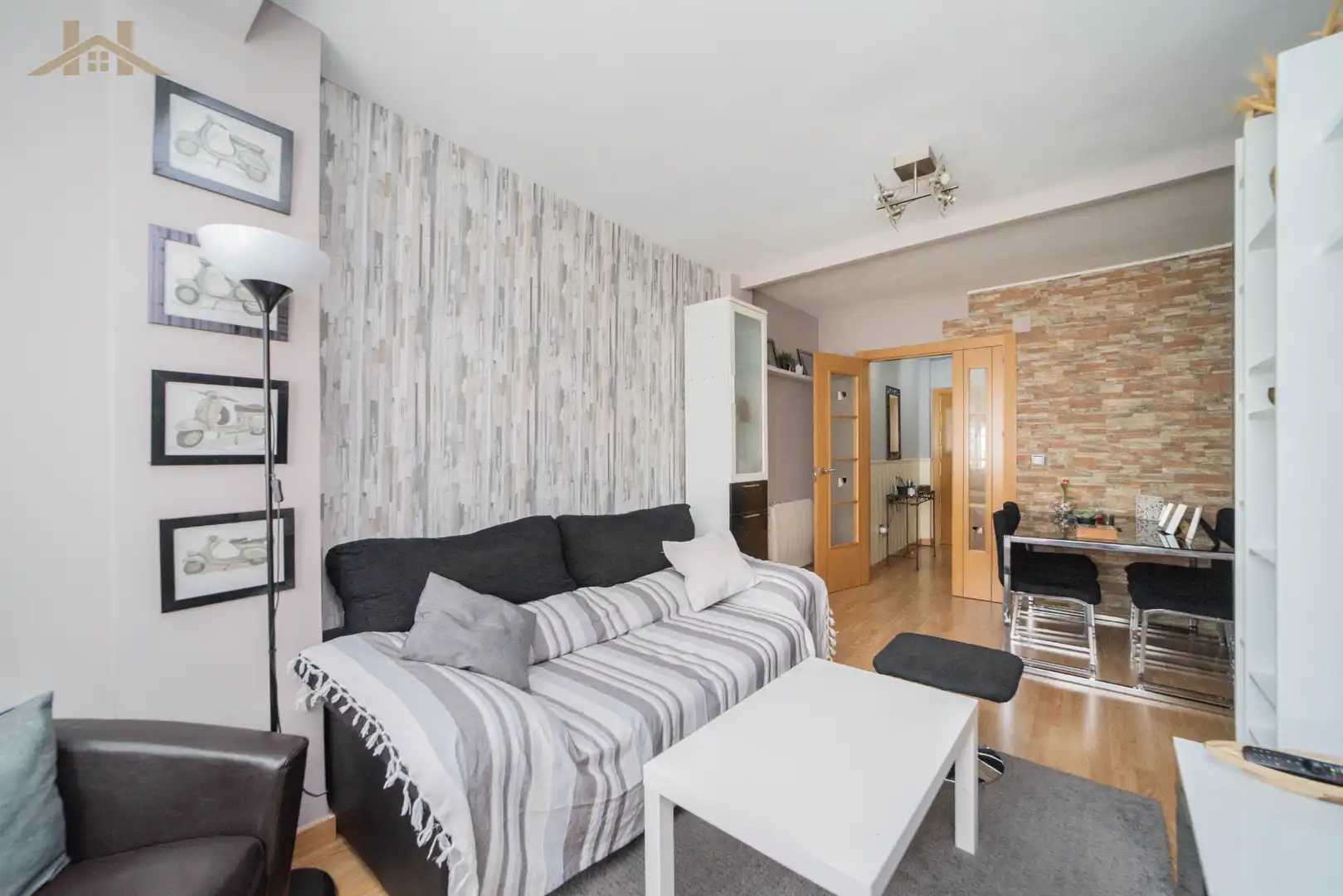 Living room of Flat for sale in Leganés  with Air Conditioner, Heating and Parquet flooring