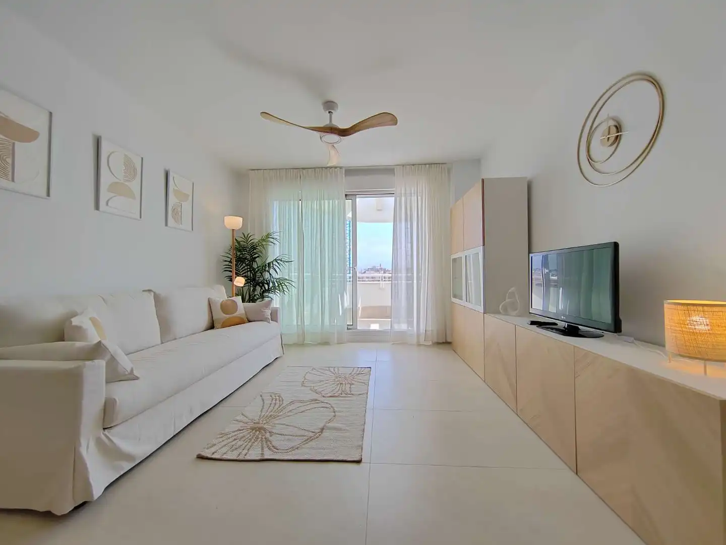 Apartments for rent in N/A, Poniente - Faro