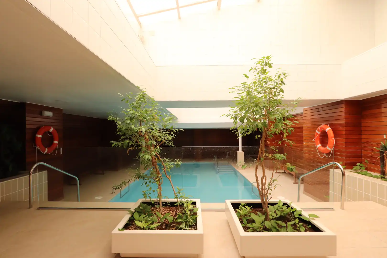 Swimming pool of Flat for sale in Madrid  with Air Conditioner, Heating and Private garden