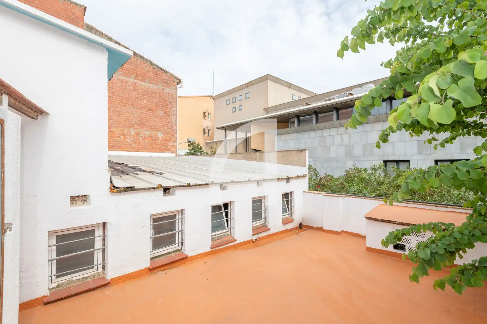 Terrasse von Einfamilien-Reihenhaus zum Verkauf in La Bisbal d'Empordà mit Terrasse