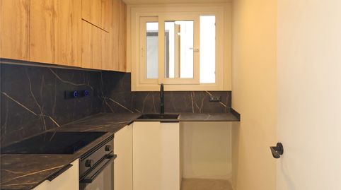 Foto 2 de Piso en venta en El Poble Sec - Parc de Montjuïc, Barcelona Capital