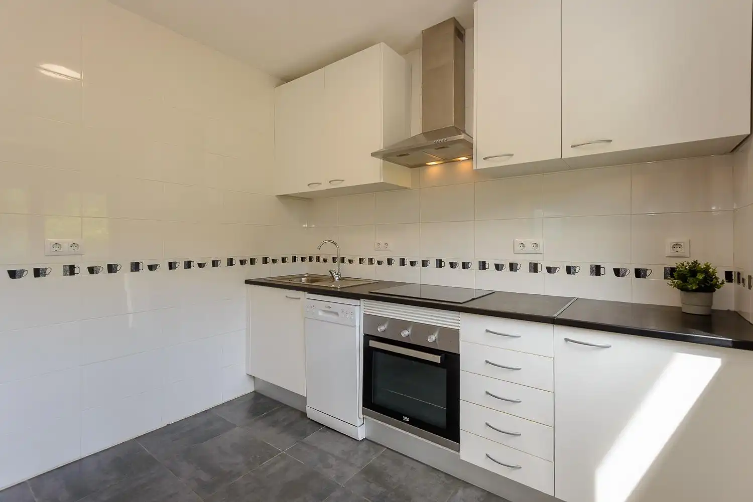 Cocina de Casa o chalet en venta en Langreo con Aire acondicionado, Calefacción y Jardín privado