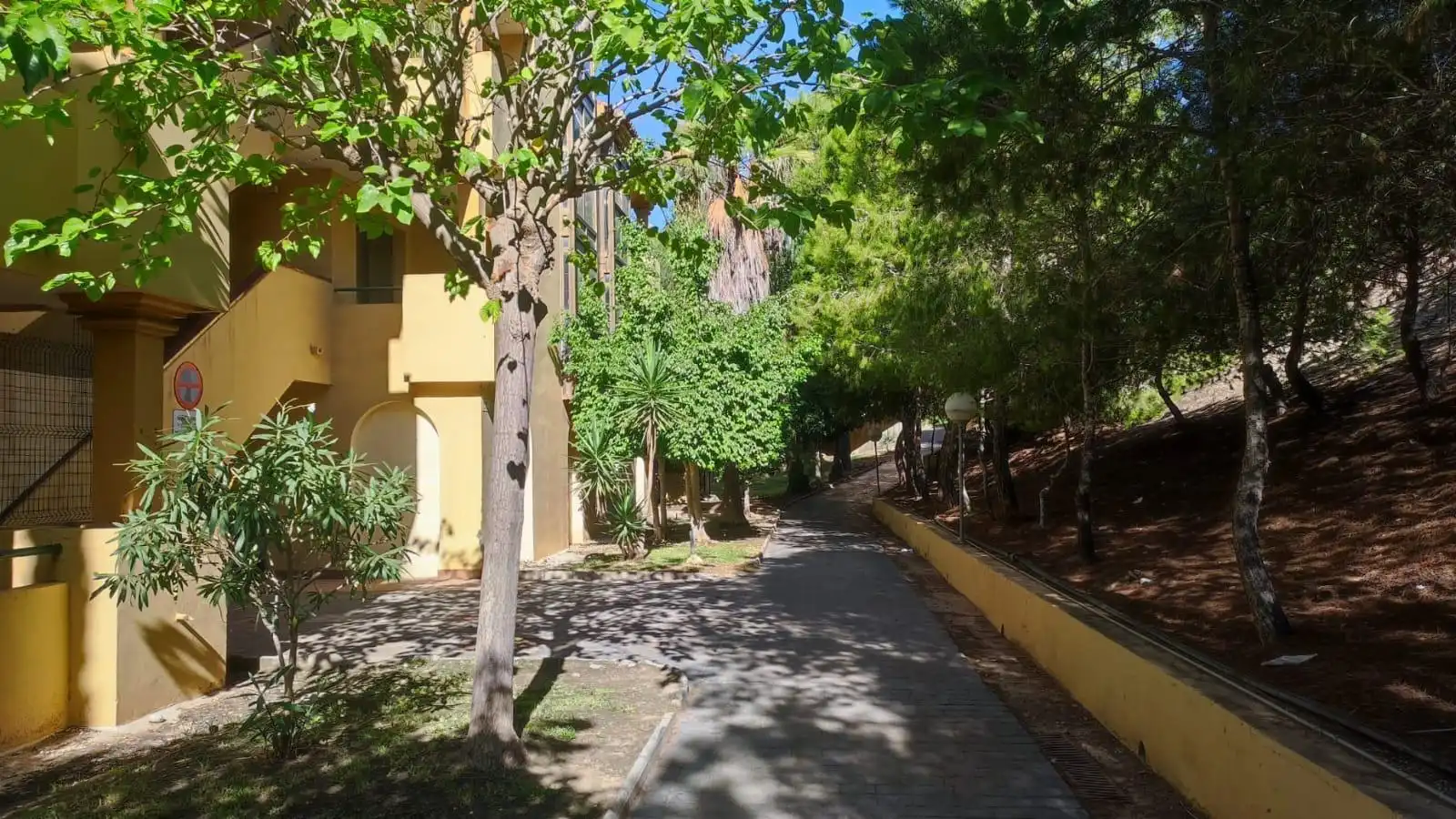Vista exterior de Apartament de lloguer en El Ejido amb Aire condicionat, Terrassa i Balcó