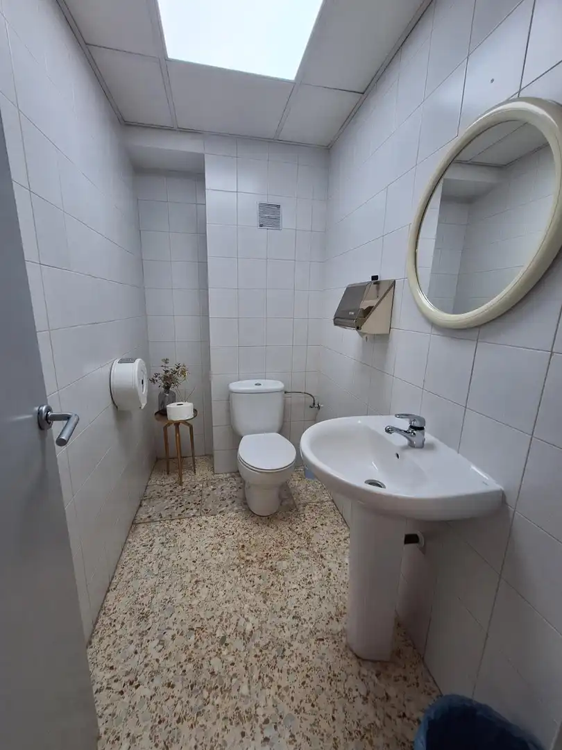 Baño de Oficina en venta en Elche / Elx
