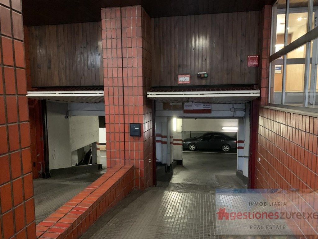 Aparcament de Garatge de lloguer en Bilbao 