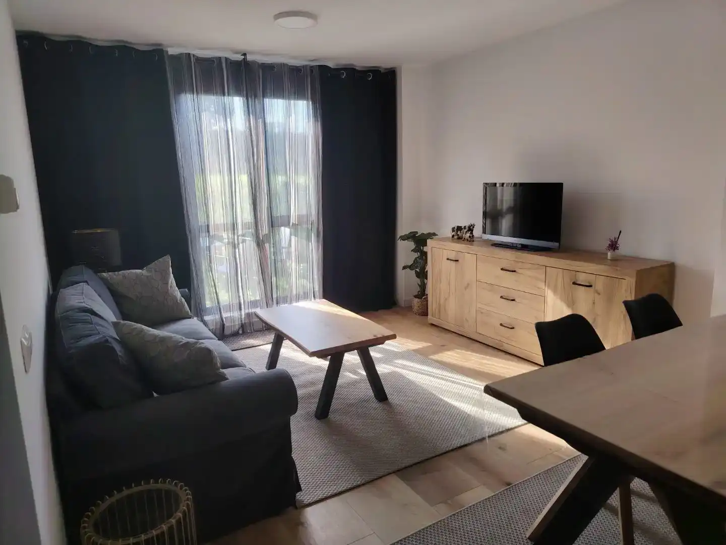Wohnzimmer von Wohnung zur Miete in Reocín