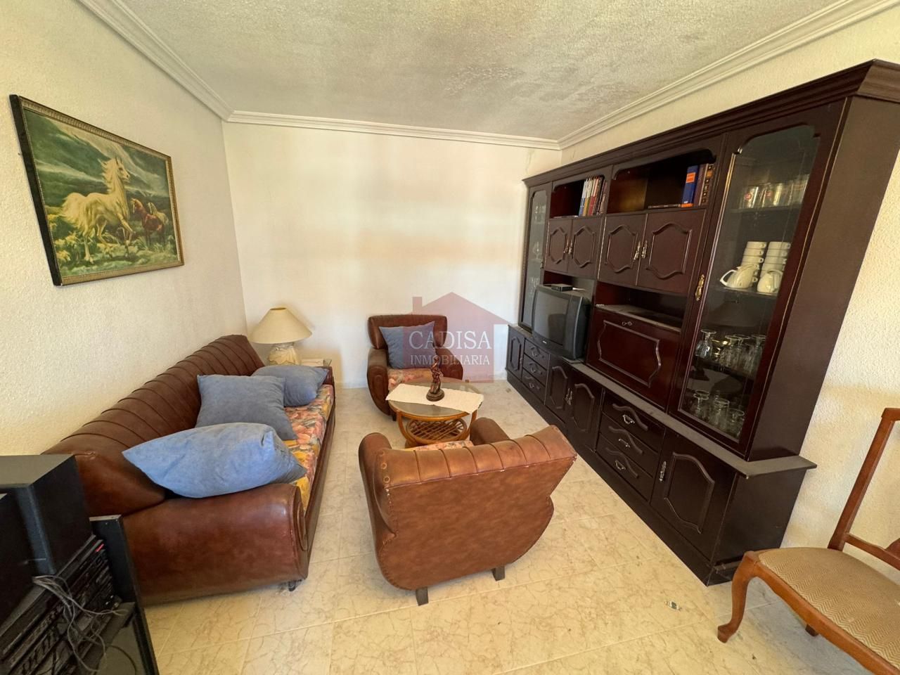 Living room of Flat for sale in Terradillos  with Heating, Storage room and Furnished