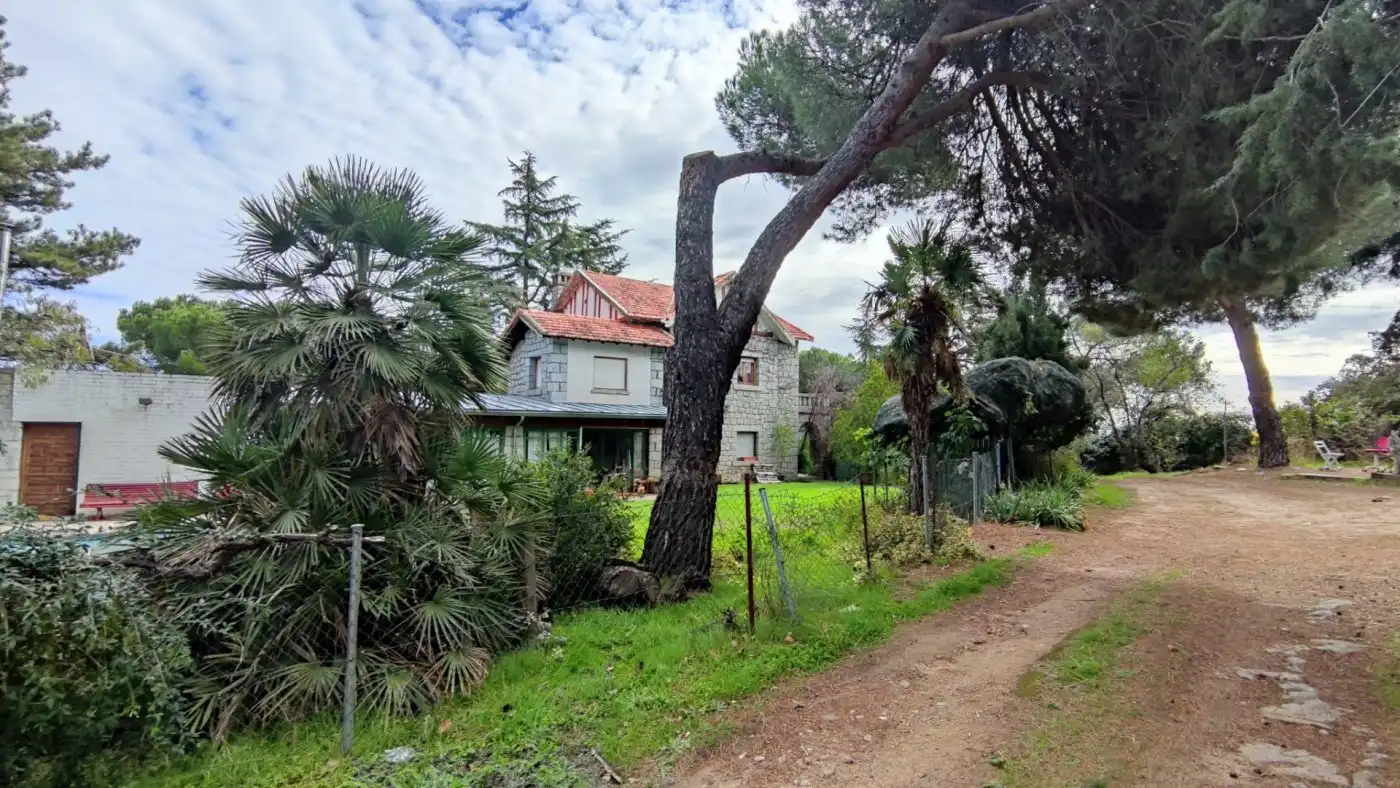 Vista exterior de Finca rústica en venta en Galapagar con Piscina