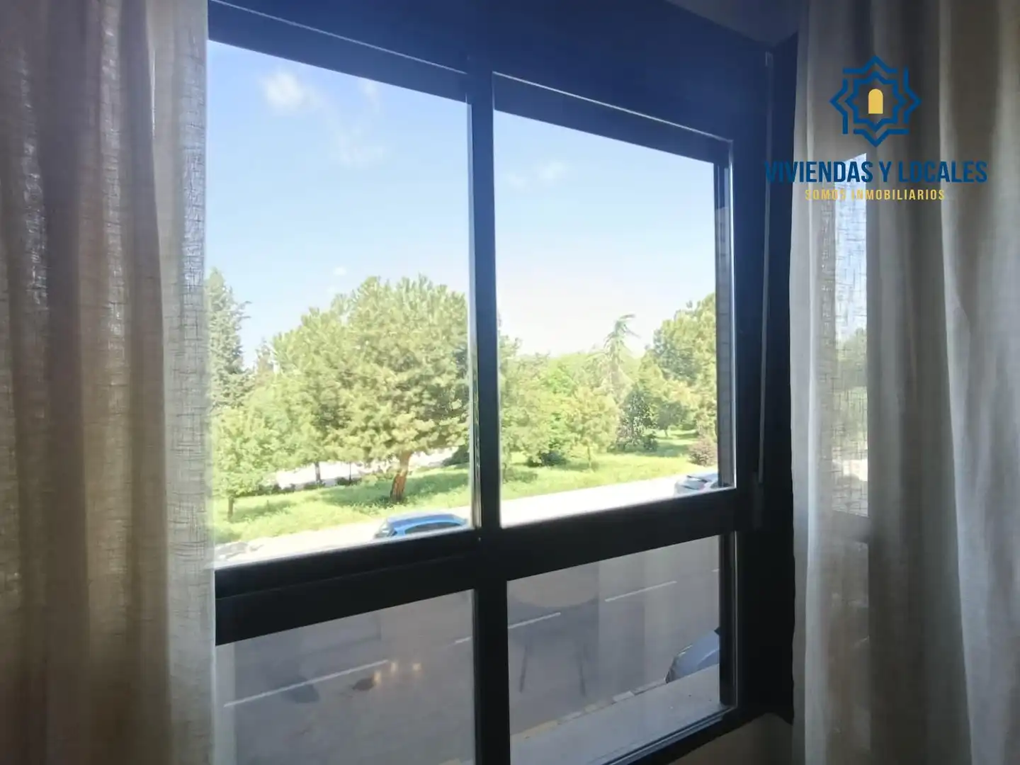 Bedroom of Flat for rent in Granada  with Air Conditioner, Heating and Furnished