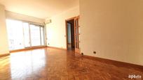 Living room of Flat for sale in Sabadell  with Air Conditioner, Heating and Balcony