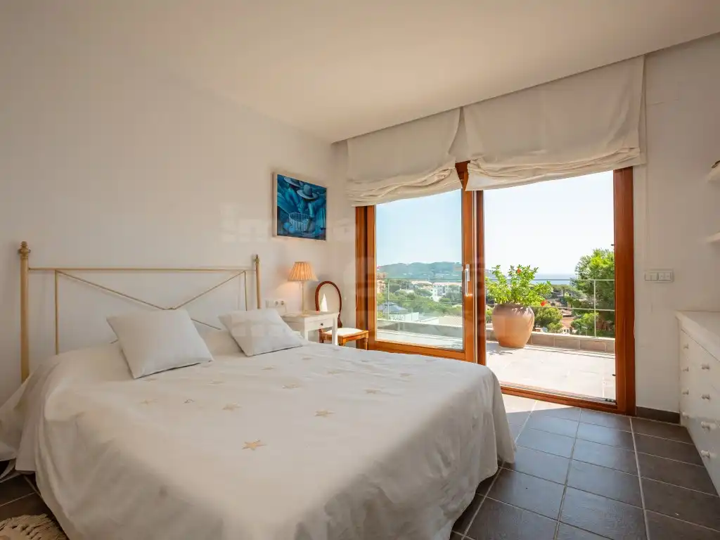 Bedroom of Houses for sale in Palafrugell