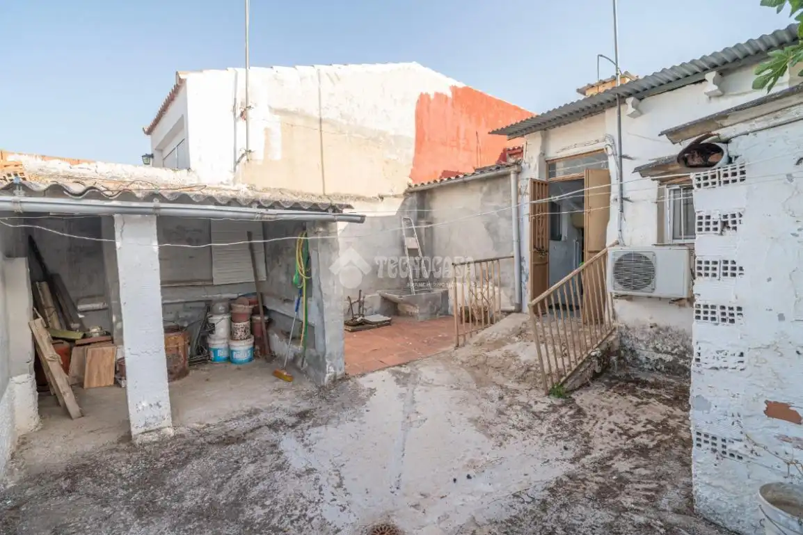 Exterior view of Detached homes for sale in Torreblascopedro  with Air Conditioner