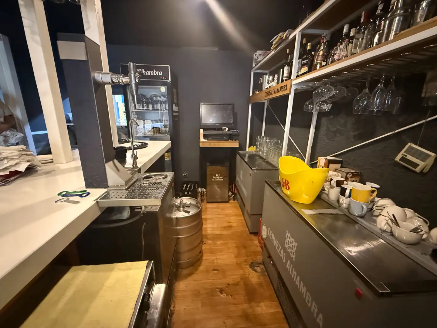 Cocina de Local en traspaso en Granada con Aire acondicionado, Parquet y Terraza