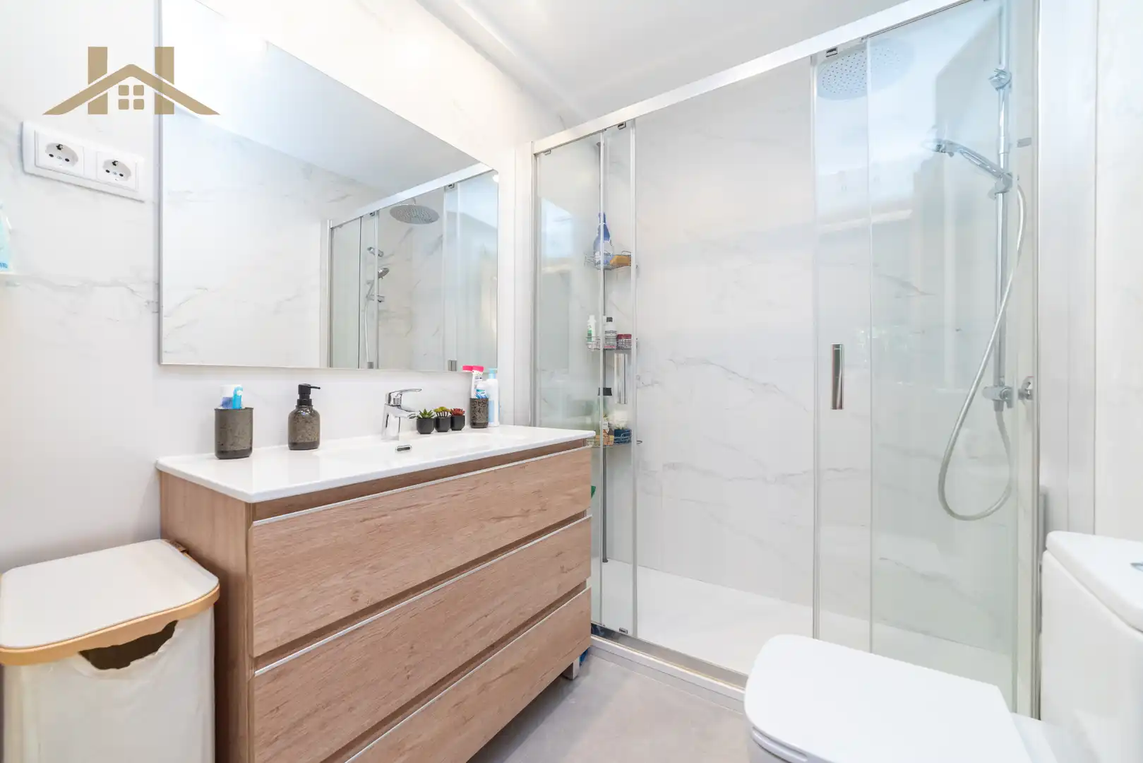 Baño de Piso en venta en Avenida Europa