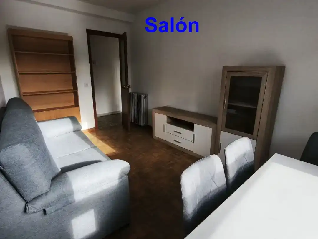 Wohnzimmer von Wohnung zur Miete in Astorga