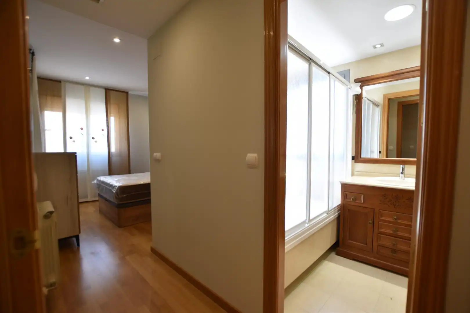 Schlafzimmer von Wohnung zur Miete in Granada mit Klimaanlage, Heizung und Terrasse