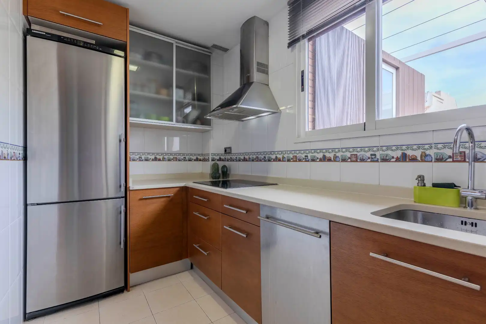 Attic for rent in Carrer de Matias Perelló, Russafa
