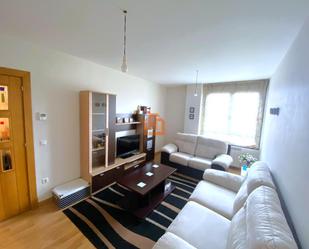 Sala d'estar de Apartament de lloguer en Villaquilambre amb Calefacció, Parquet i Terrassa