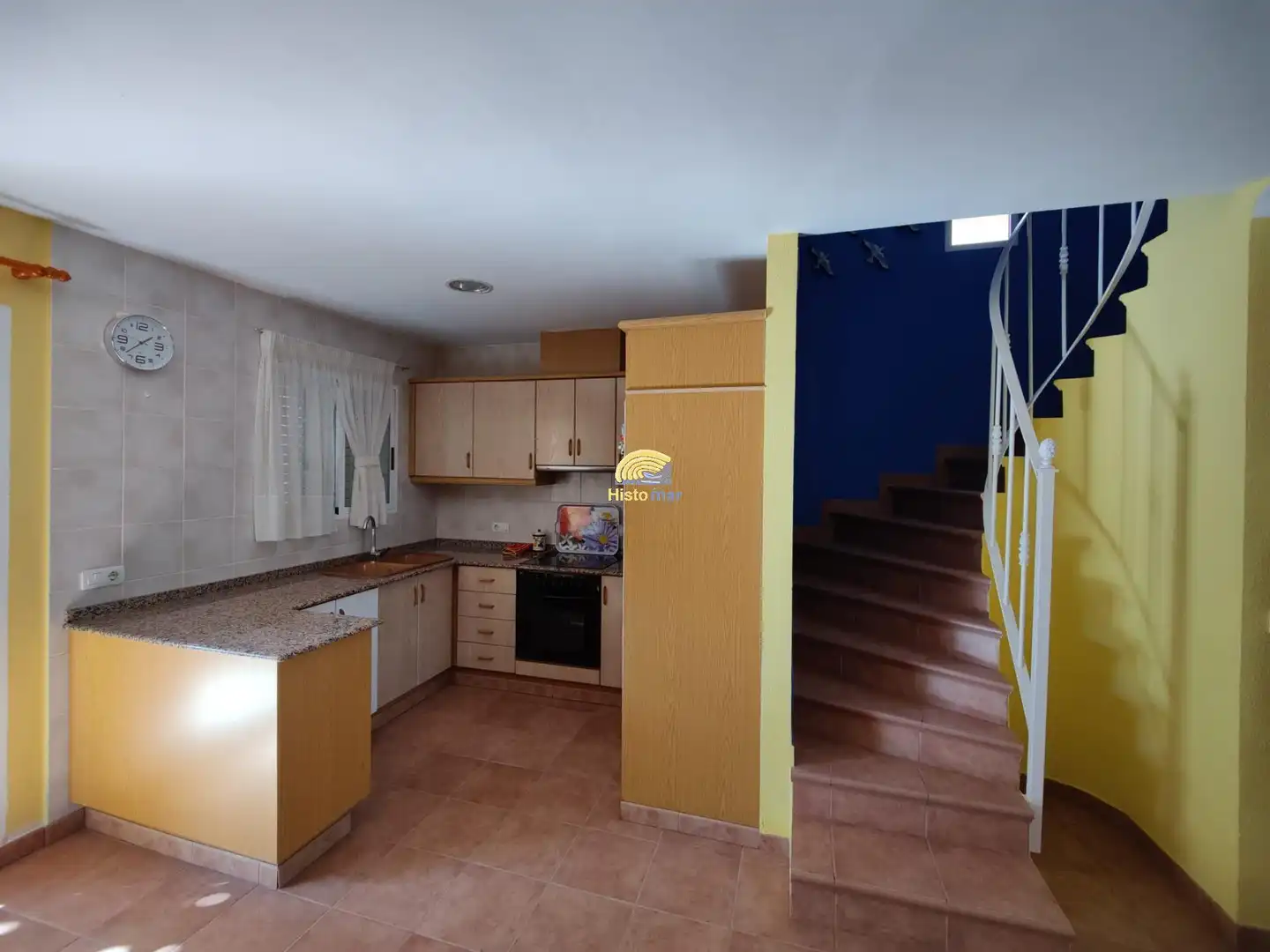 Cuina de Casa adosada en venda en Sagunto / Sagunt amb Jardí privat, Terrassa i Traster