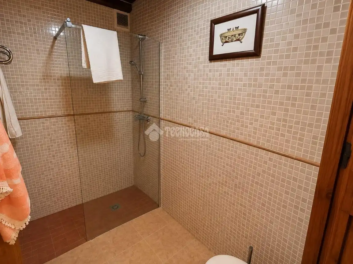 Bany de Casa o xalet en venda en Caleruela amb Moblat