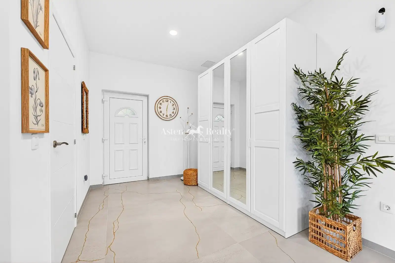 Apartments for sale in Adeje  with Terrace, Swimming Pool and Furnished