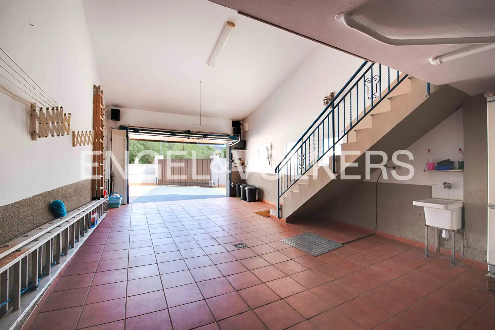 Villa mit Pool zum Verkauf in Carrer del Cadí, imagen 36