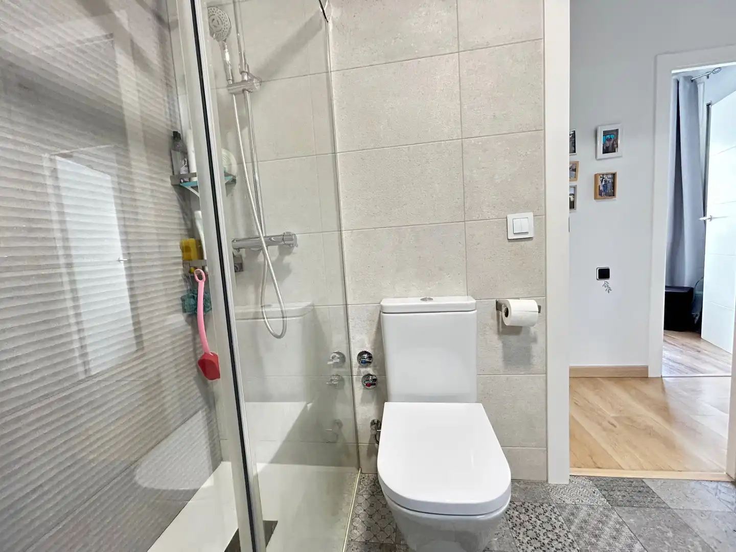 Badezimmer von Maisonette zum Verkauf in Sant Boi de Llobregat mit Klimaanlage, Heizung und Parkett