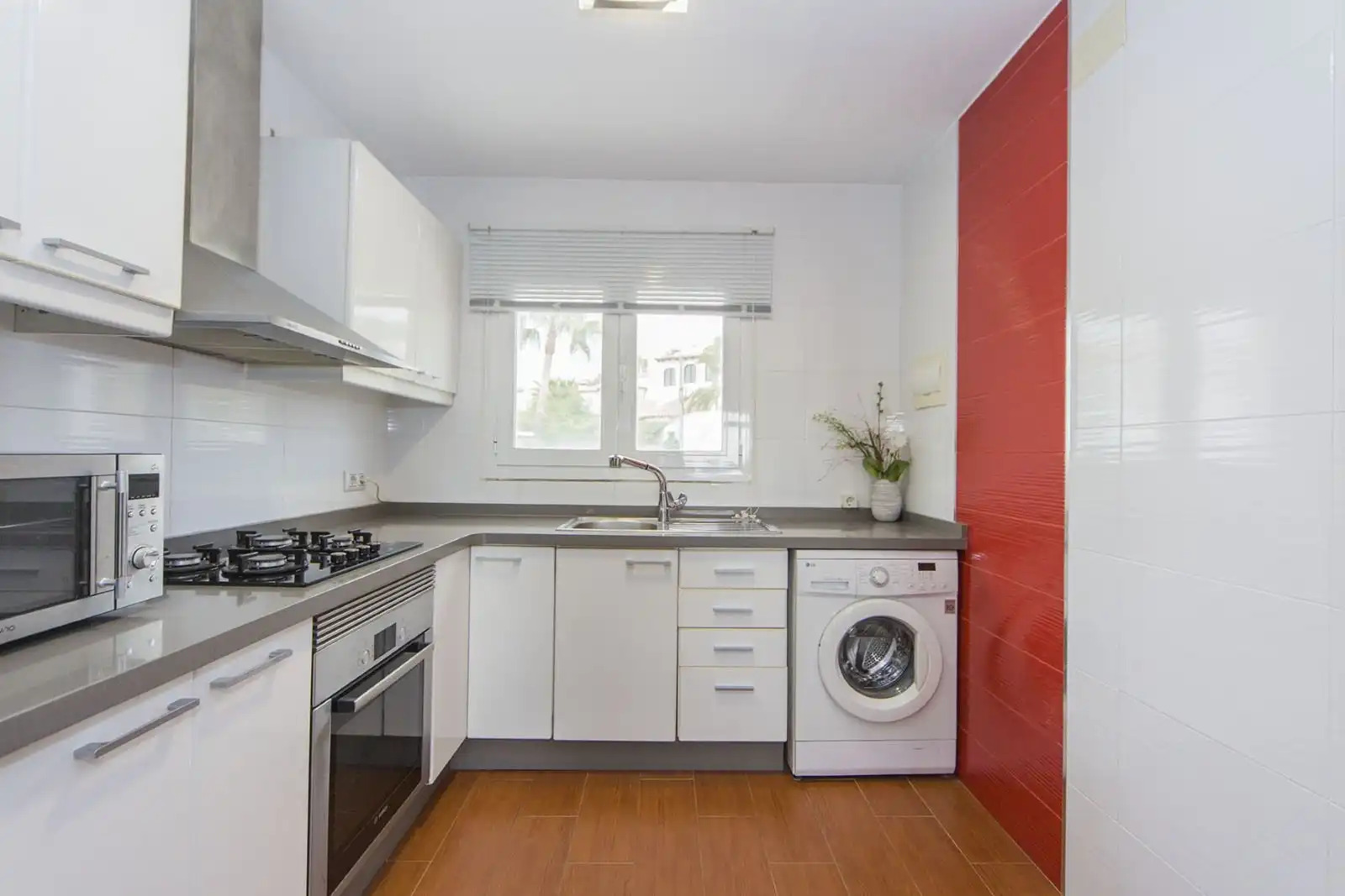 Kitchen of Houses for sale in Calpe / Calp  with Air Conditioner, Heating and Private garden
