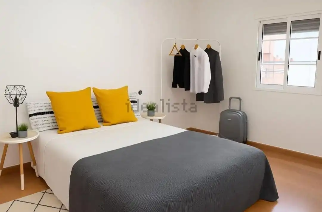 Schlafzimmer von Dachboden zum Verkauf in Almería mit Klimaanlage und Terrasse