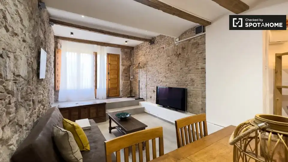 Room in El Raval