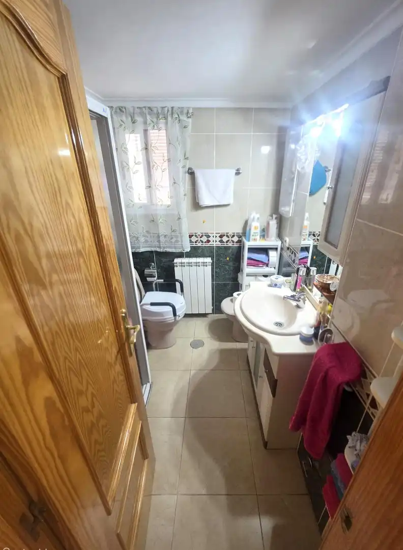 Bathroom of Flat for sale in Aranjuez  with Heating and Terrace
