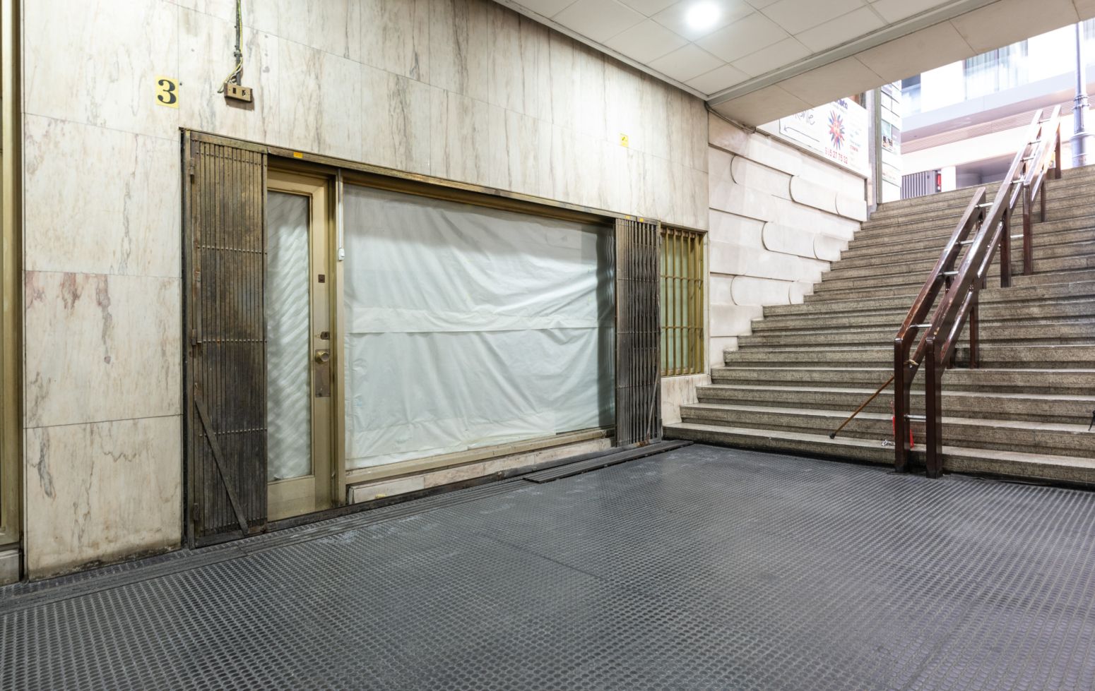 Premises for sale in Oviedo   with Terrace