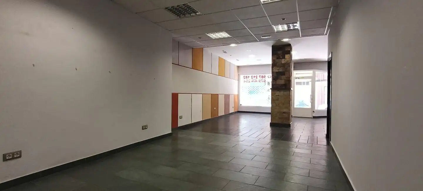Geschaftsraum zum Verkauf in León Capital 