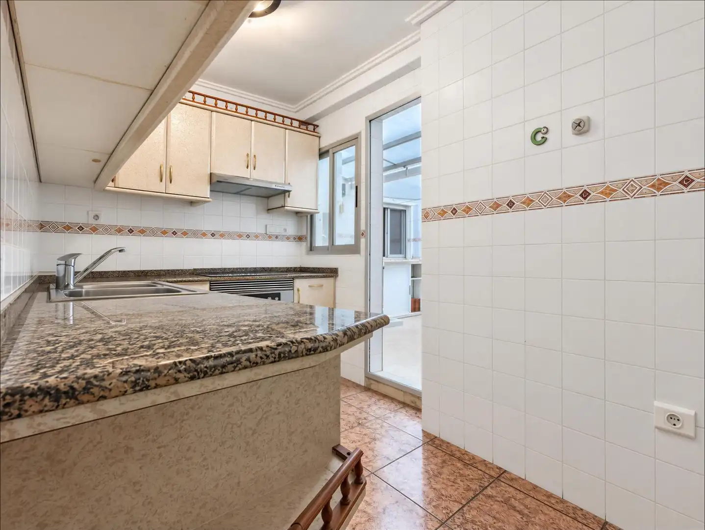 Erdgeschosswohnung mit Aufzug zum Verkauf in Casco Antiguo, imagen 13