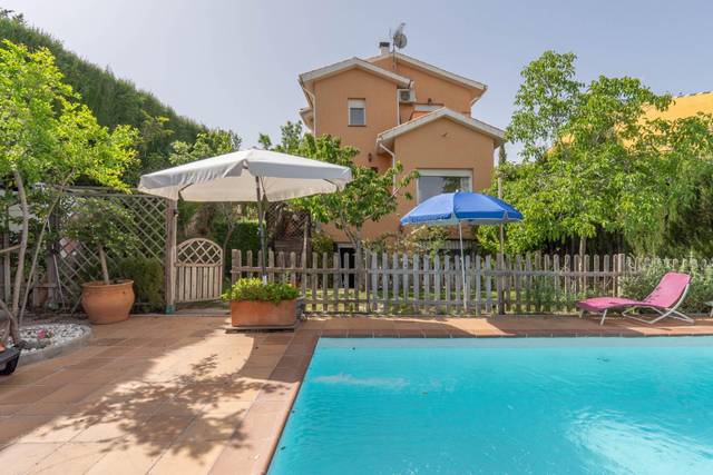 Casa-chalet en Venta en Calle CERRILLO REDONDO en Cumbres Verdes