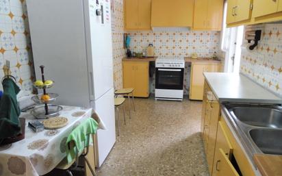 Kitchen of Flat for sale in Reus  with Air Conditioner, Terrace and Storage room