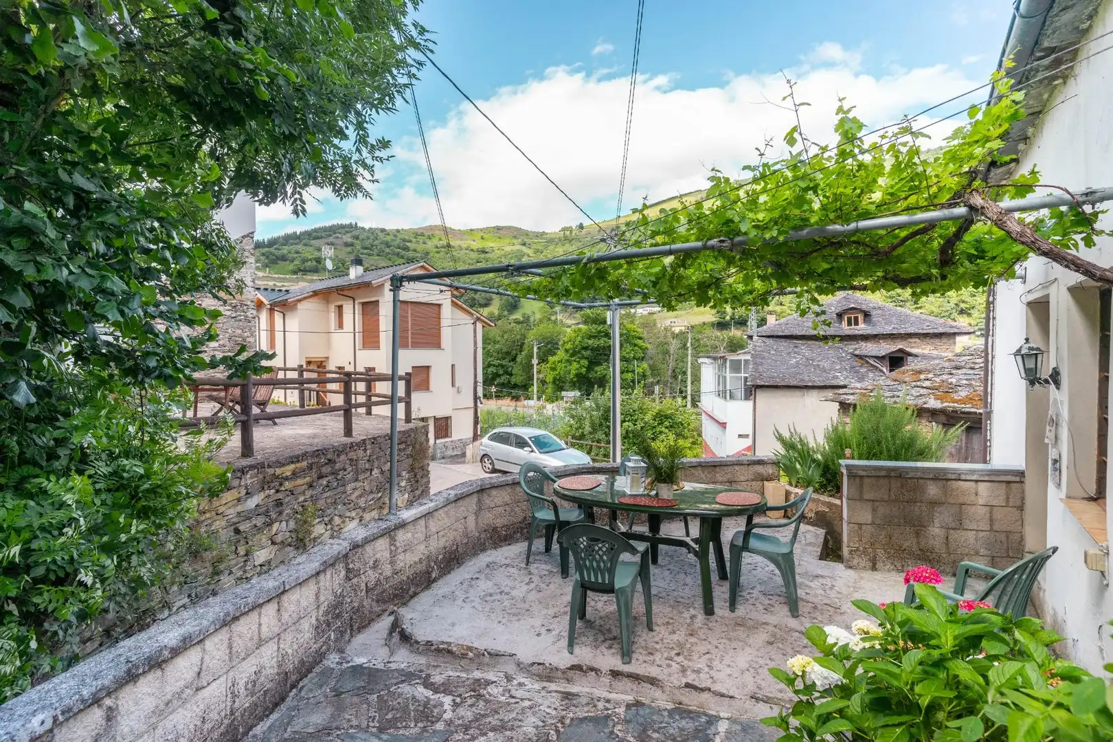 Terraza de Casa o chalet en venta en Cangas del Narcea con Jardín privado, Amueblado y Balcón