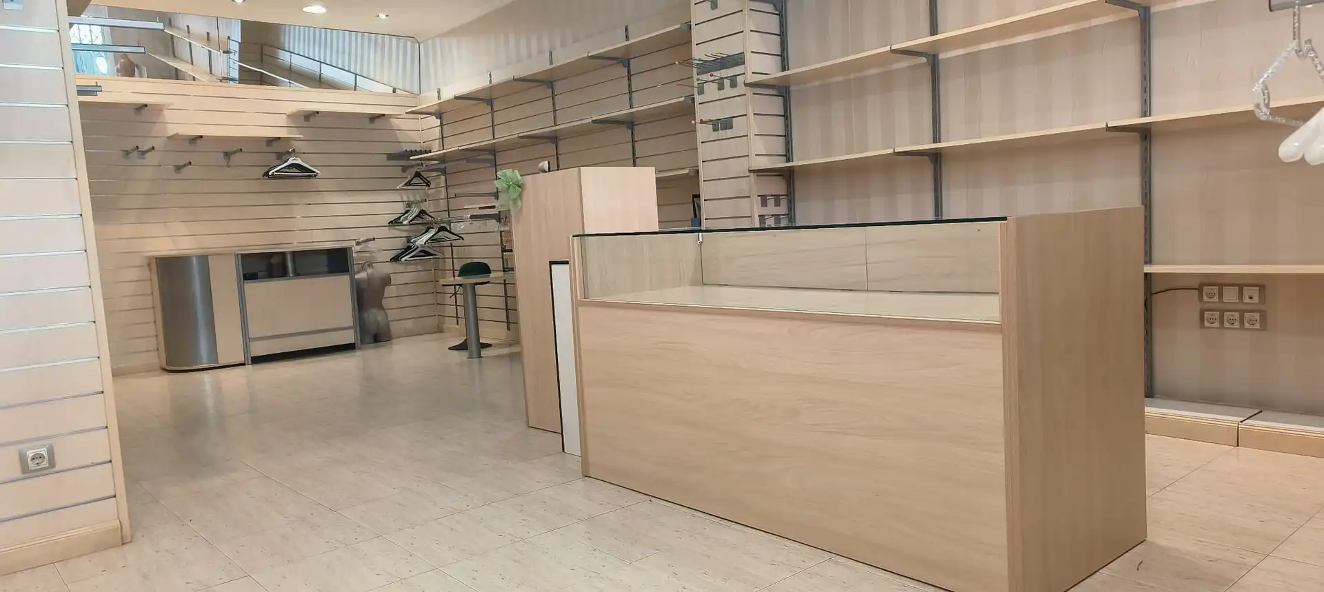 Gewerbefläche zum Verkauf in Carlet