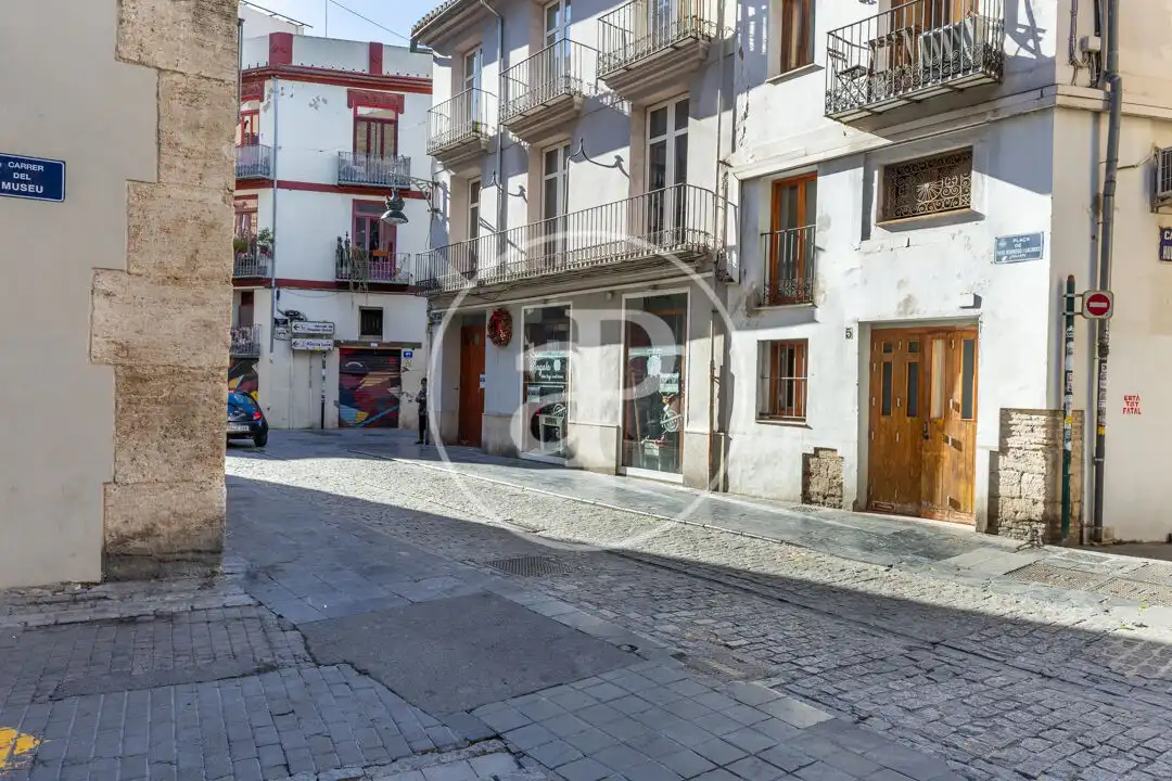 Exterior view of Flat for rent in Valencia  with Air Conditioner, Heating and Furnished