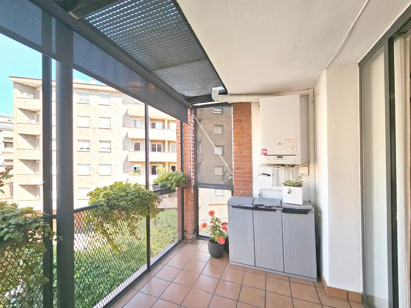 Terraza de Casa adosada en venta en Granollers con Aire acondicionado, Calefacción y Jardín privado
