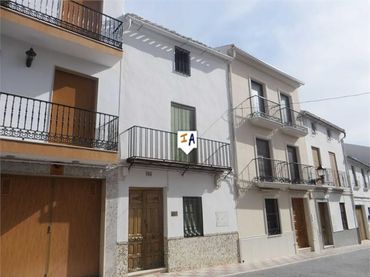 Terraced house for sale in Luque