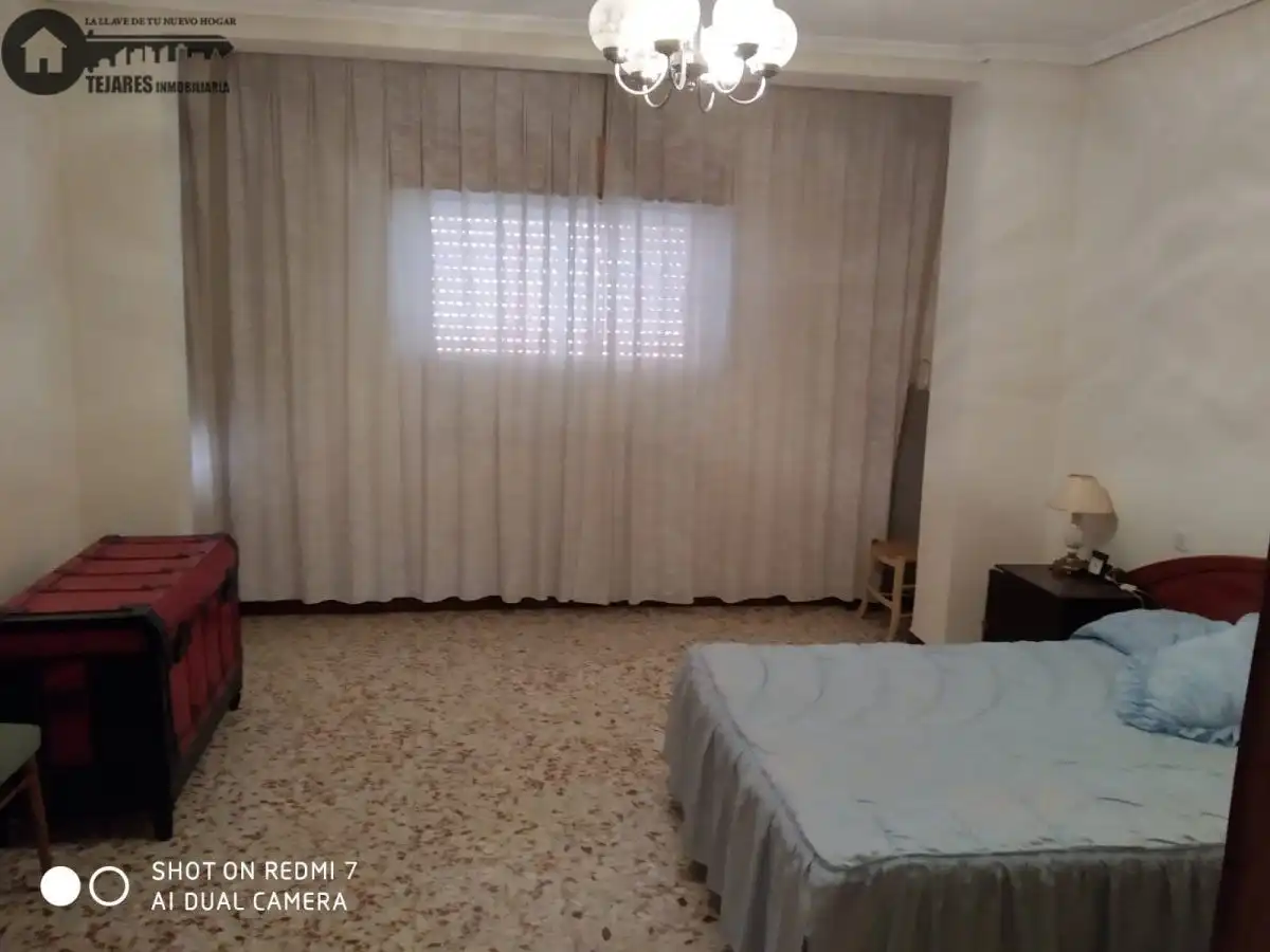 Dormitori de Edifici en venda en Villarrobledo