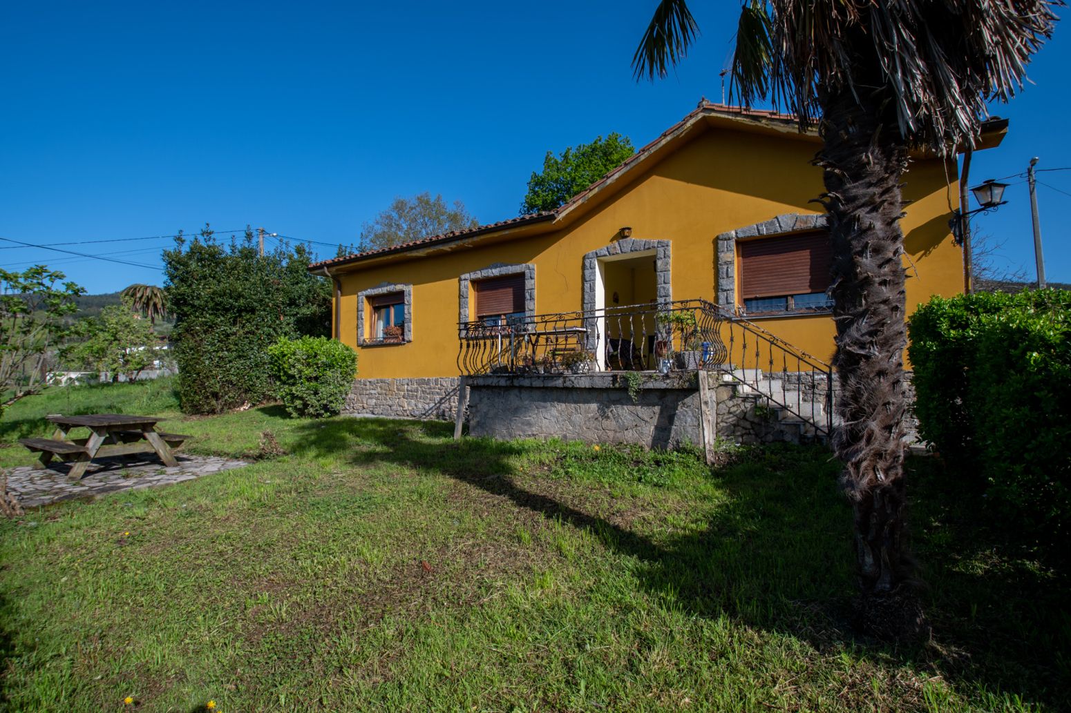 Vista exterior de Casa o xalet en venda en Villaviciosa amb Calefacció i Terrassa