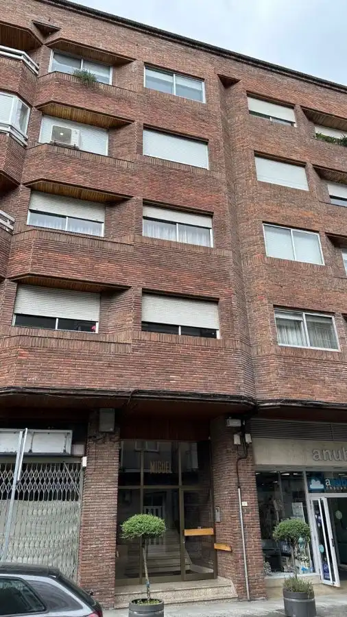 Piso con ascensor en venta en Ribadavia