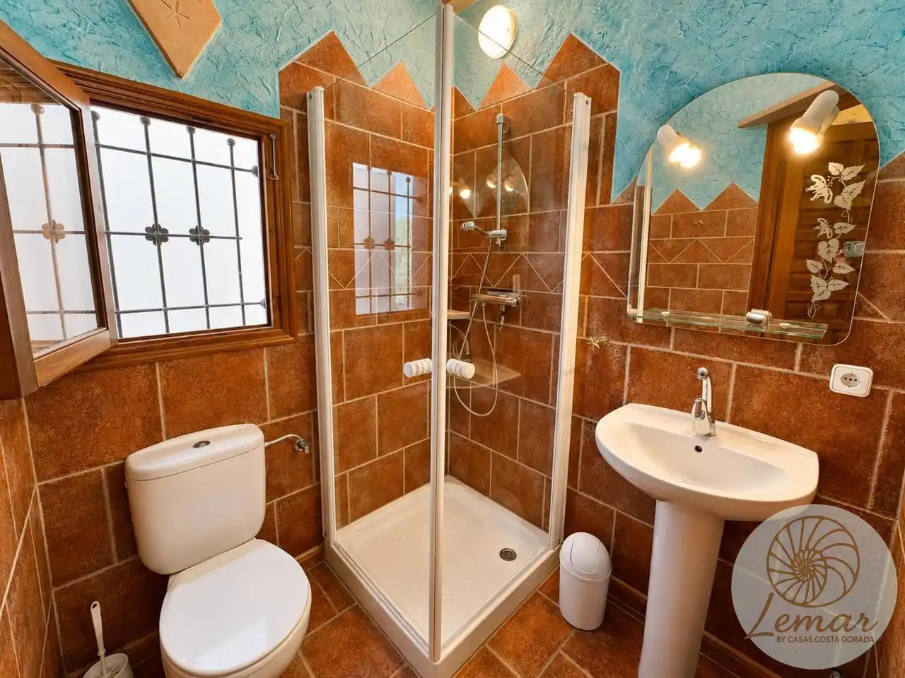 Baño de Finca rústica en venta en El Perelló con Jardín privado, Terraza y Piscina