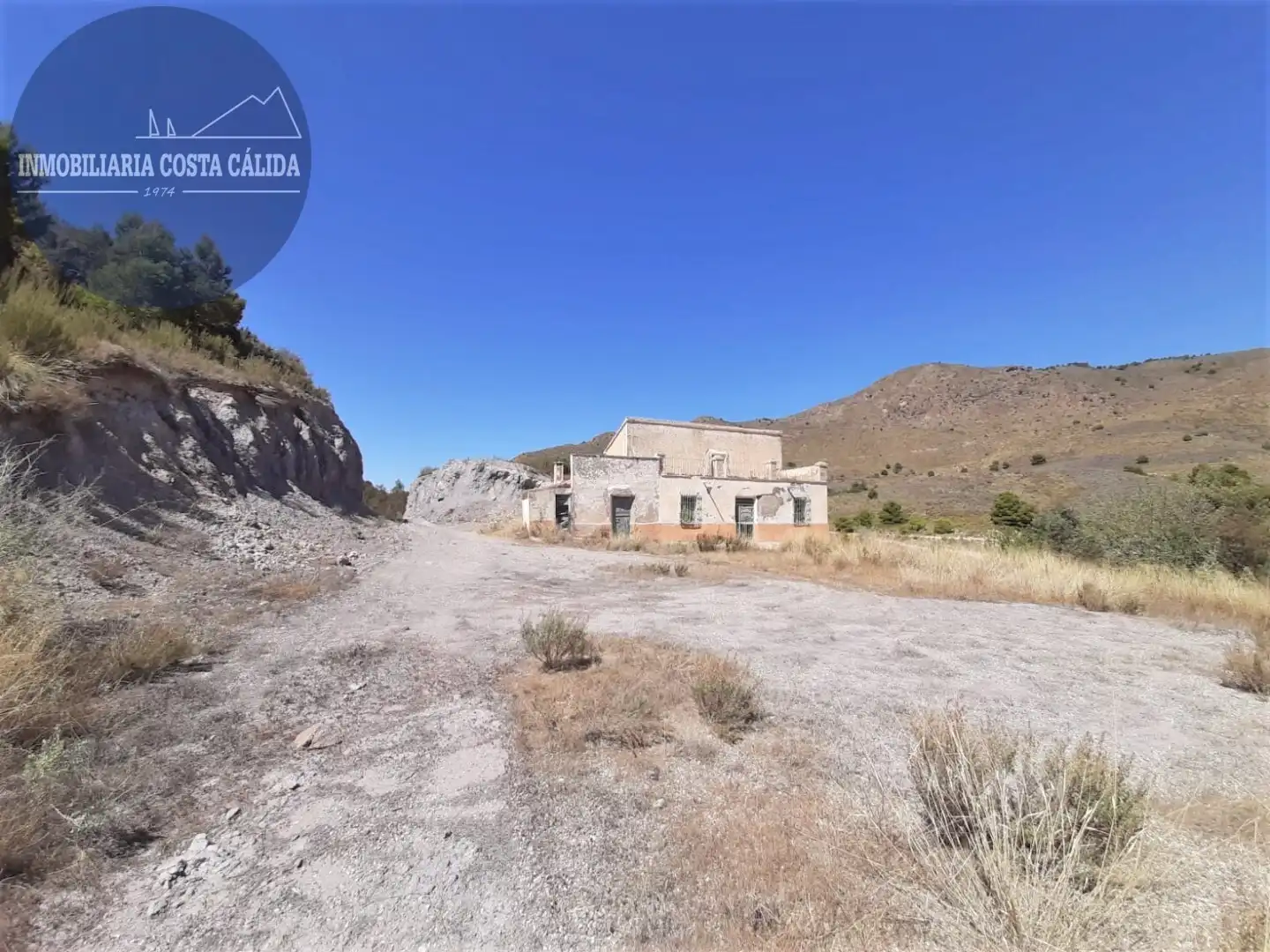 Vista exterior de Finca rústica en venda en Águilas amb Jardí privat, Terrassa i Traster