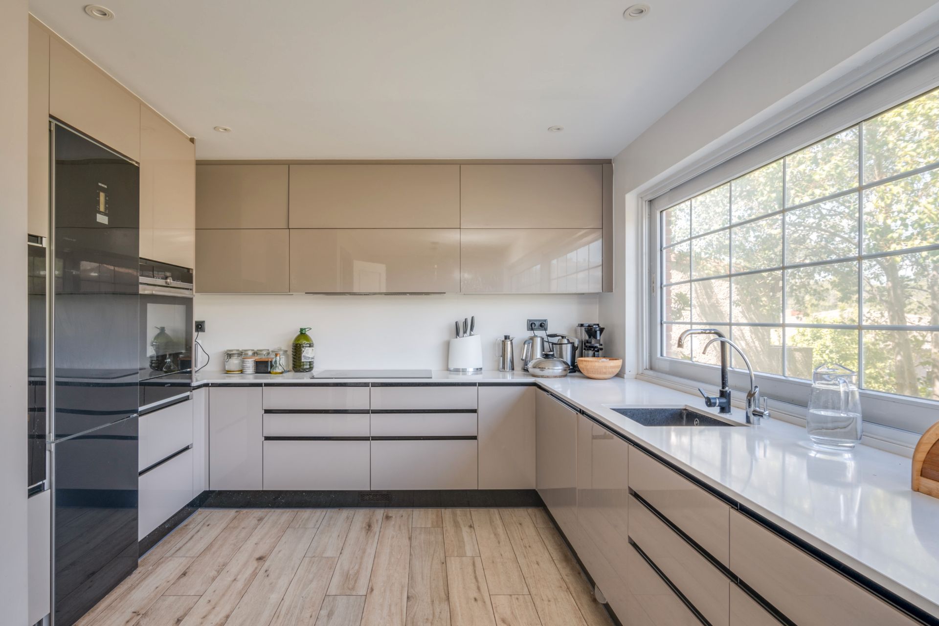 Kitchen of House or chalet for sale in Cerdanyola del Vallès  with Air Conditioner, Heating and Private garden