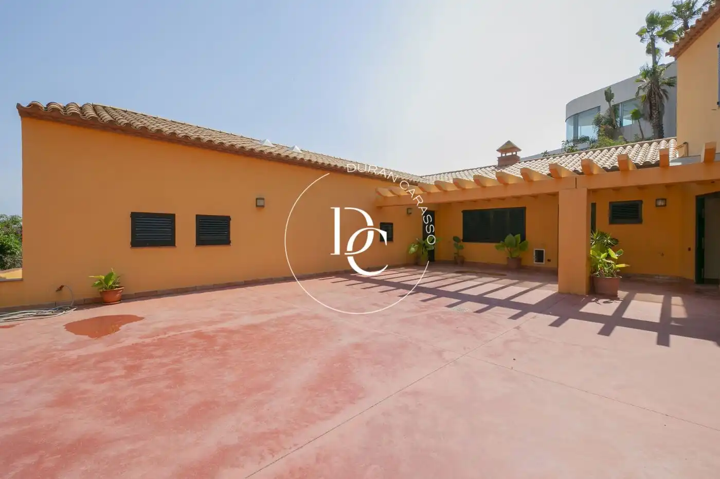 Exterior view of Houses for rent in Sitges  with Heating, Private garden and Terrace