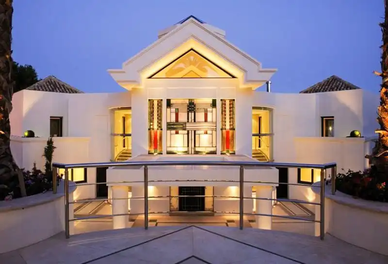 Haus mit Pool zum Verkauf in Marbella Centro